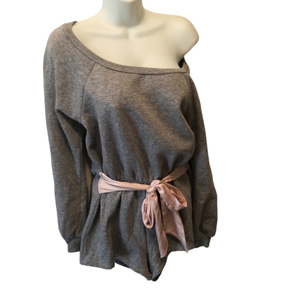 Victoria’s Secret Slouchy Romper Gray Sz. S Fleece Lined Ribbon Belted Lounge - Picture 3 of 7